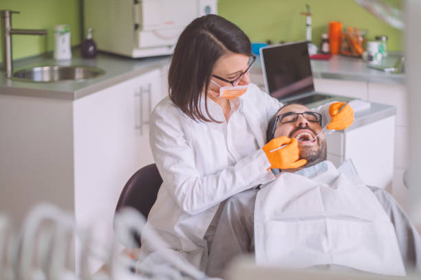 Best Emergency Orthodontic Repairs in Santa Moni, CA